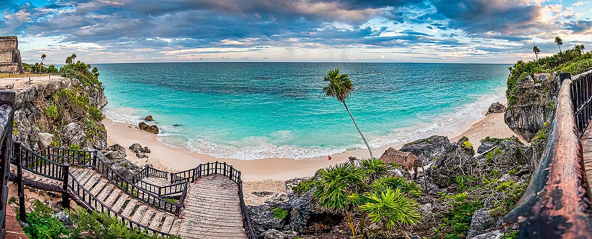 Mayan ruins at Tulum on the Caribbean coast